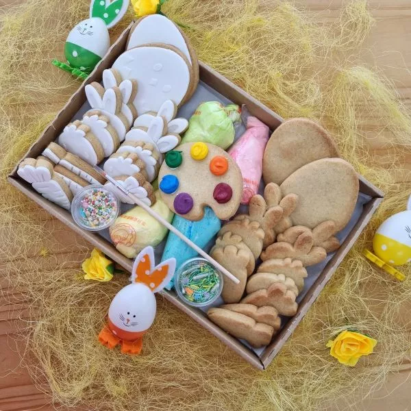 Easter Cookie Decorating Box