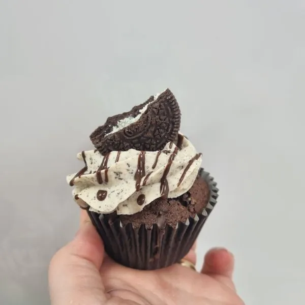 Cookies and Cream Cupcakes