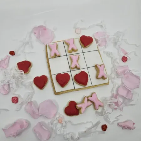 Hearts and Kisses Tic Tac Toe