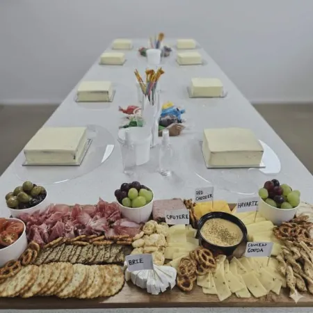 Cake and Sip - Buttercream Art - 12pm - Sunday 15th February