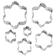 Wilton Blossom cutouts set