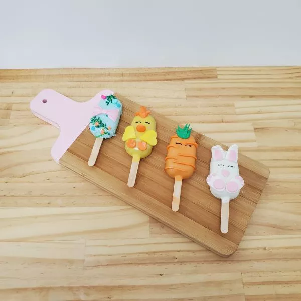 Easter Cakesicles