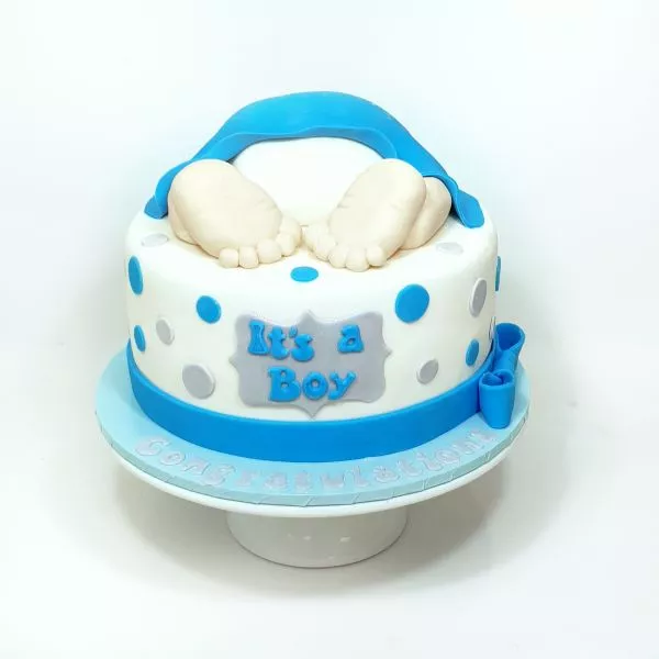 Baby shower cake