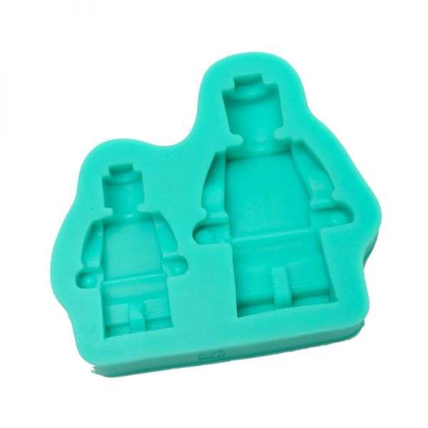 Small and Large Lego people